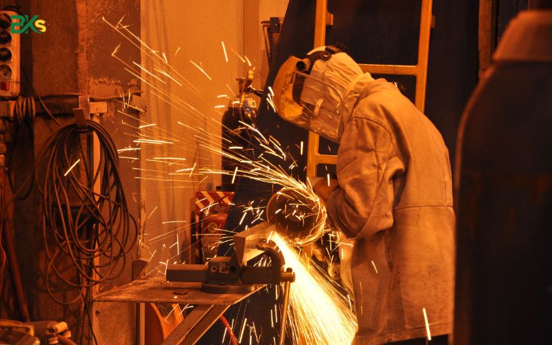 Yêu cầu đối với thợ hàn hơi được quy định ra sao