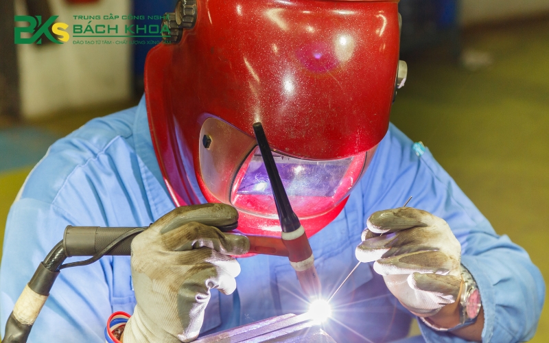 Các quy trình học và đánh giá của khóa học Chứng chỉ Hàn 6G