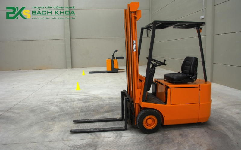 Thời hạn của chứng chỉ Vận hành xe Nâng bao lâu?