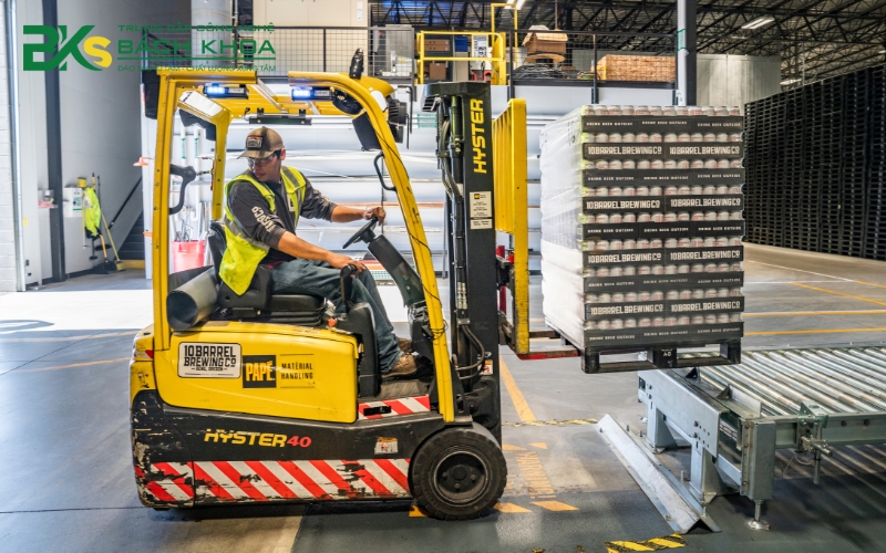 Trường đào tạo Chứng chỉ Vận hành xe Nâng uy tín