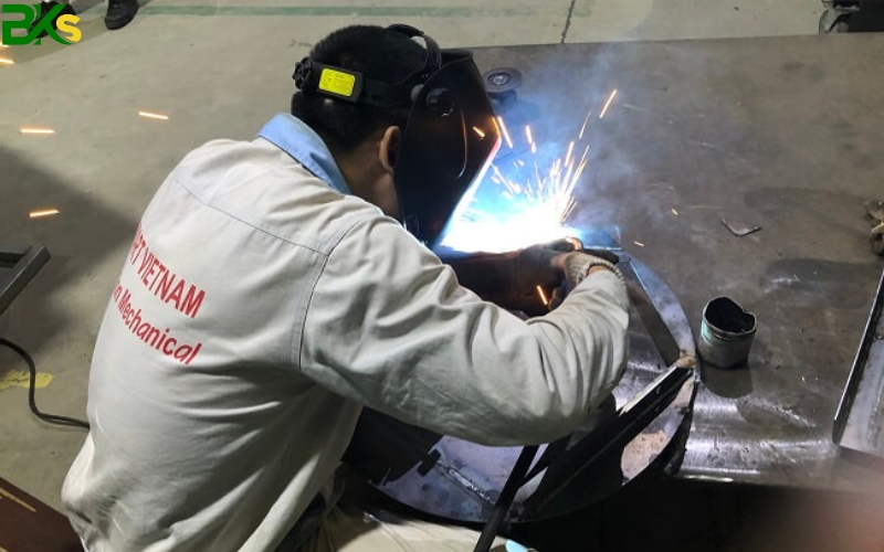Khóa học nghề Hàn cắt kim loại dành cho ai?