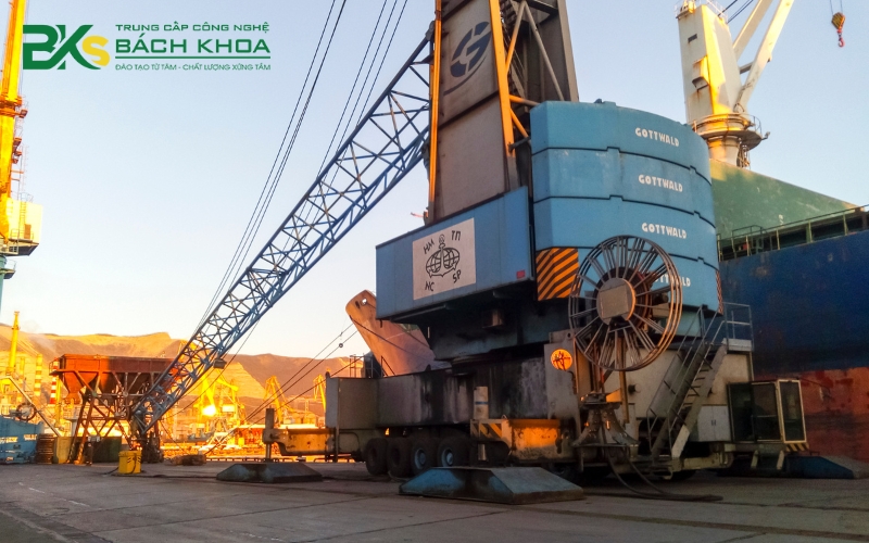Giá trị của chứng chỉ được học tại Socapnghe.edu.vn - Nơi đào tạo Chứng chỉ Lái xe cẩu tự hành 