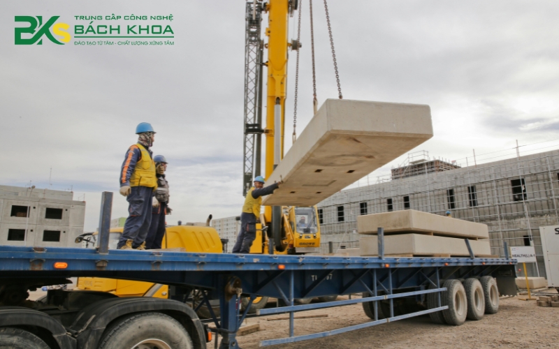 Đối tượng cần tham gia học Lái xe Cẩu tại TPHCM