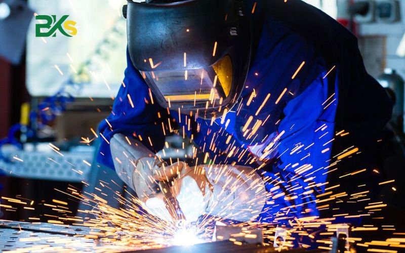 Học nghề Thợ Hàn là làm những công việc gì?