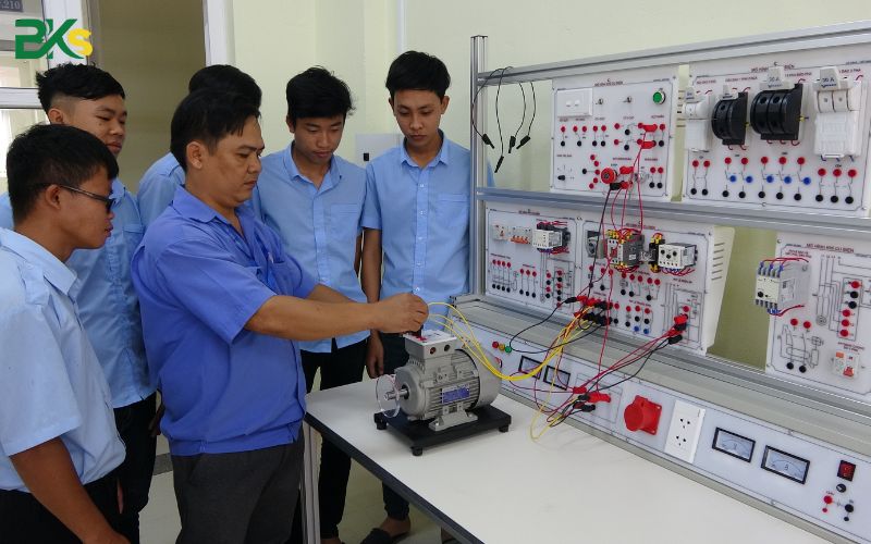 Nội dung đào tạo trong khóa học Sơ cấp Điện công nghiệp