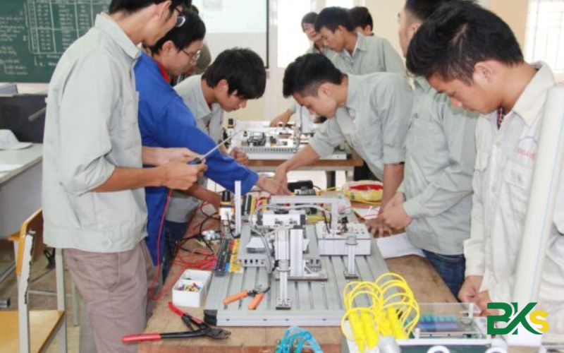 Thời gian học Chứng chỉ Điện có lâu không?